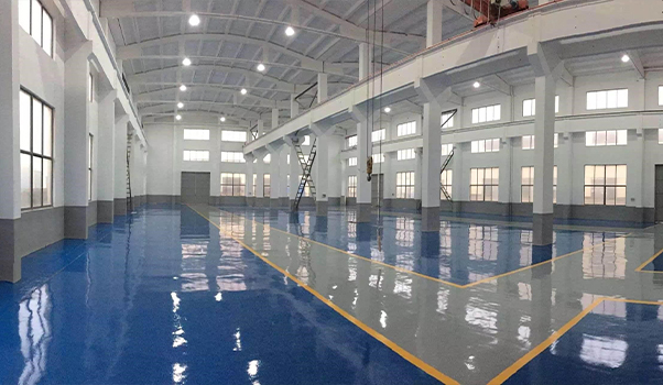 我们是资深的地坪企业，拥有完善的施工队伍！